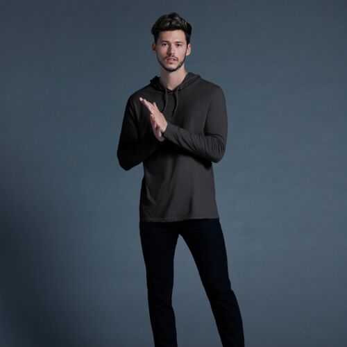 Sweatshirts & Hoodies Thumbnail